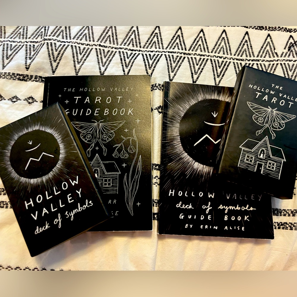 Hollow Valley Tarot & Deck of Symbols